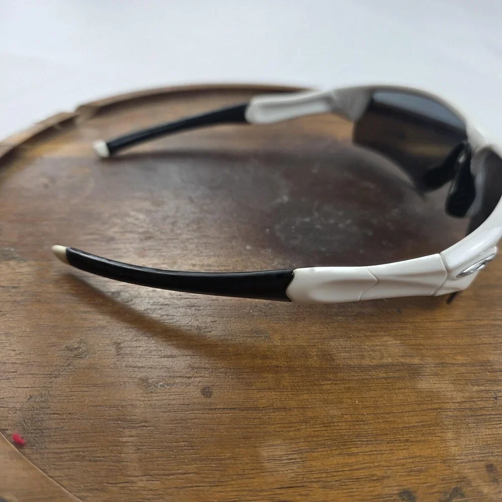 Oakley Radar Sunglasses Mens One Size White Gray Polarized Shield USA Sport